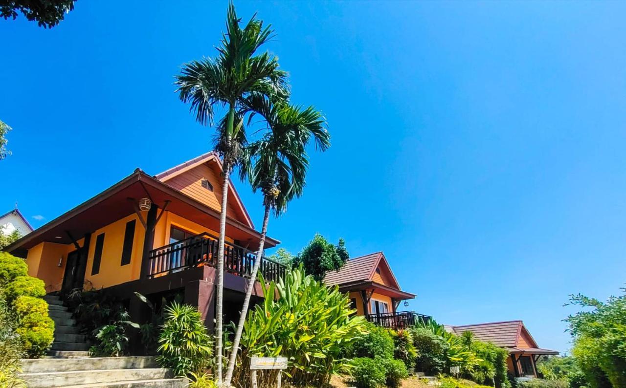 Puteri Lanta Family Villas Ko Lanta Exteriör bild