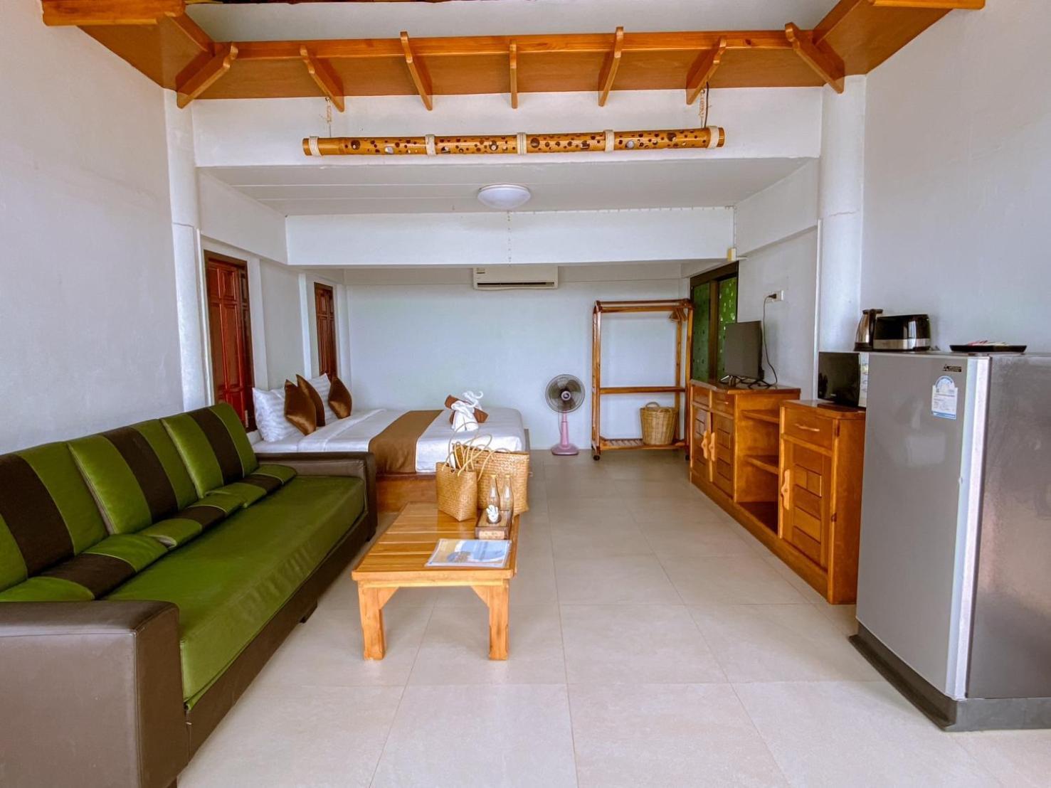 Puteri Lanta Family Villas Ko Lanta Exteriör bild