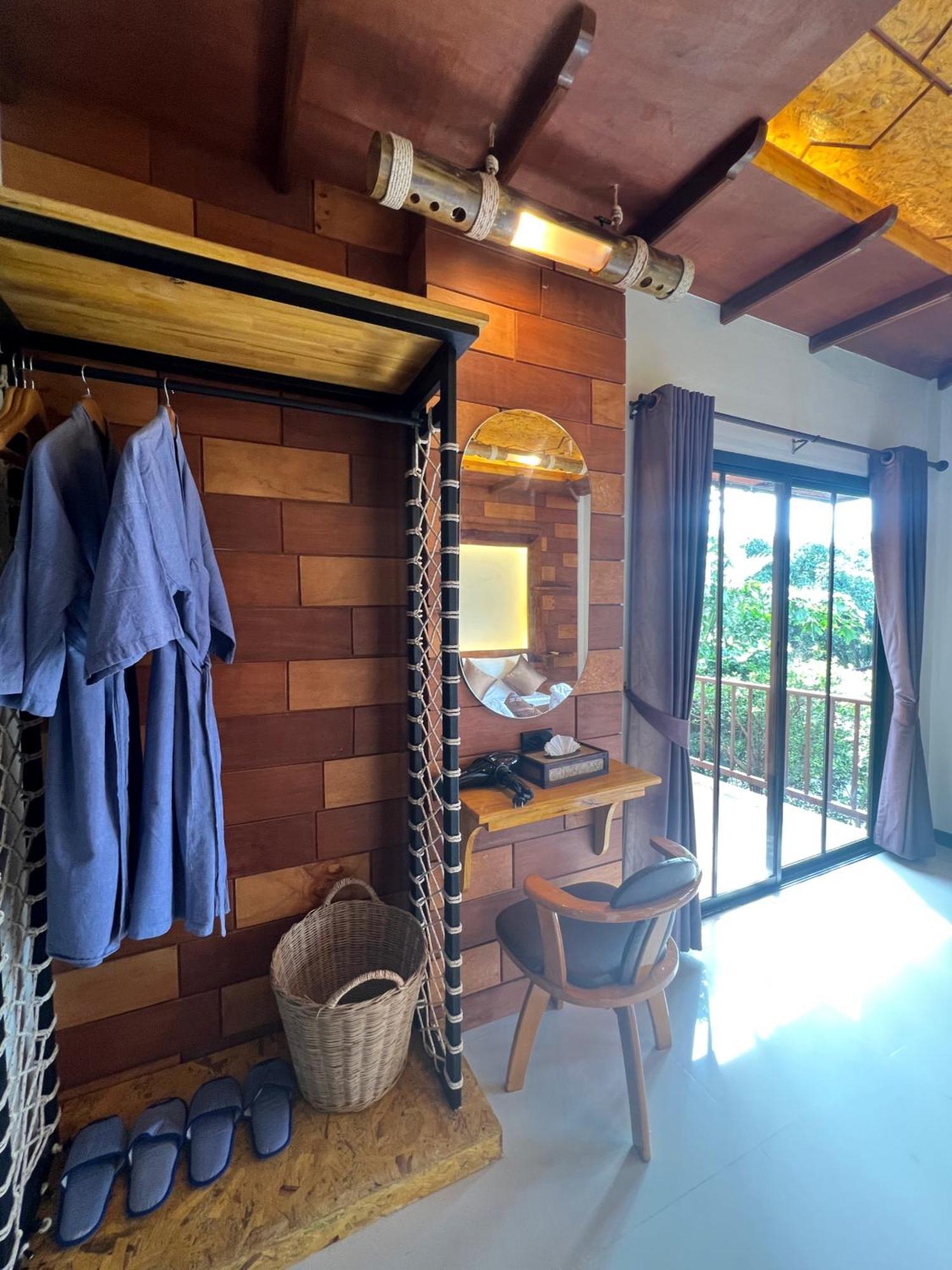 Puteri Lanta Family Villas Ko Lanta Exteriör bild
